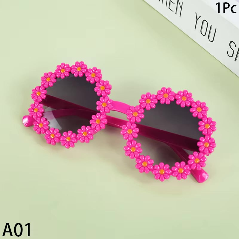 Daisy 🌼 Rimmed Sunnies🔥
