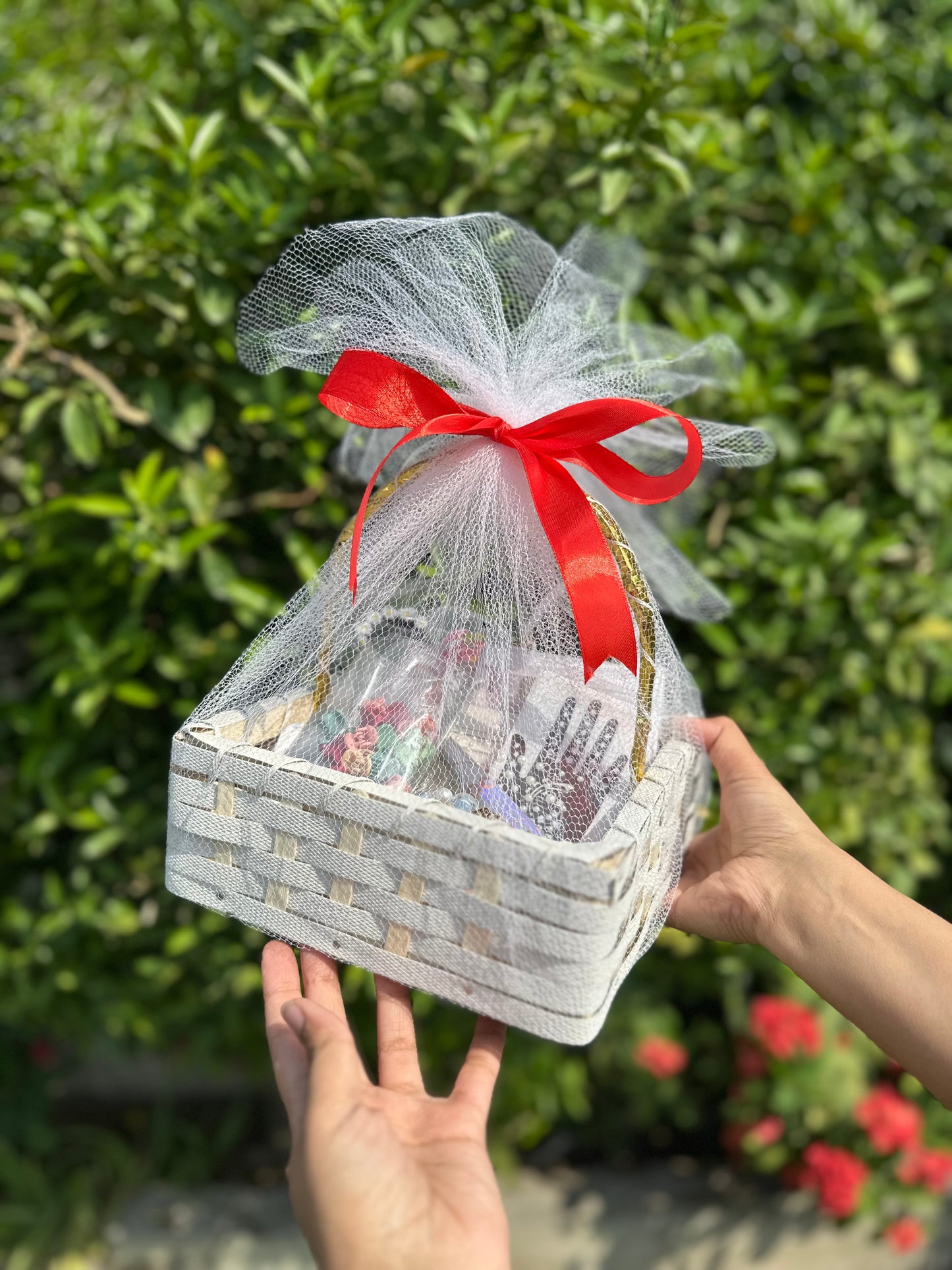 White Bag Eidi Basketš„|LHR Only