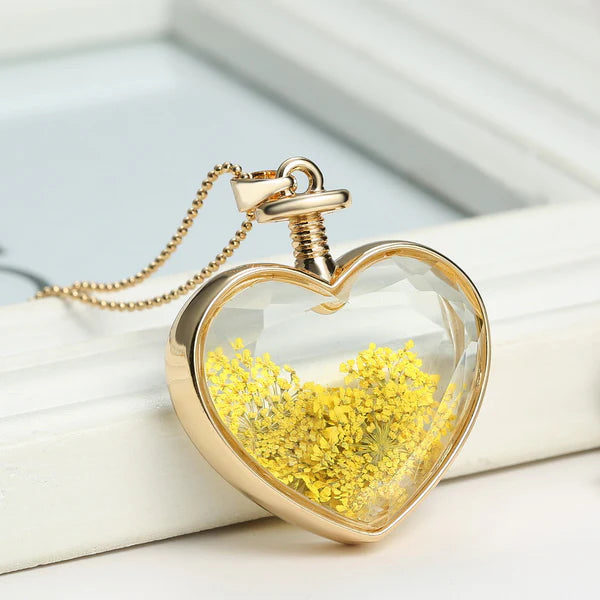Dried Flower Heart Shaped Pendant🔥