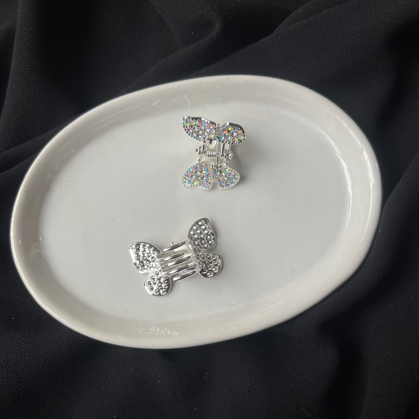 Rhinestone Studded Mini Butterfly Claws Pair🔥