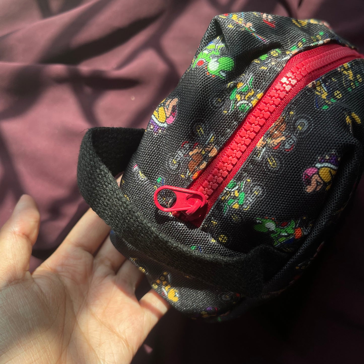 Super Mario pouch (7x5x3 inches)