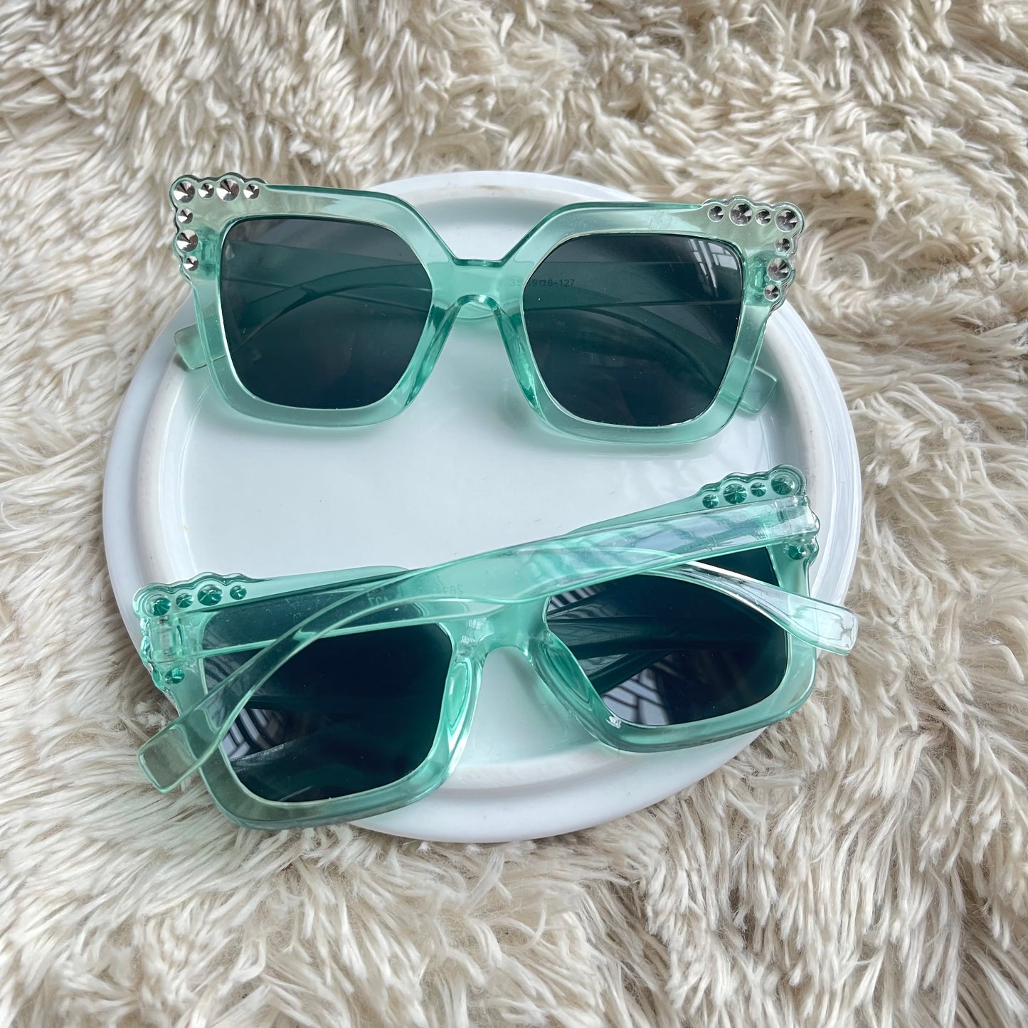 Uber Chic Rectangular Frame Tinted Sunnies🔥