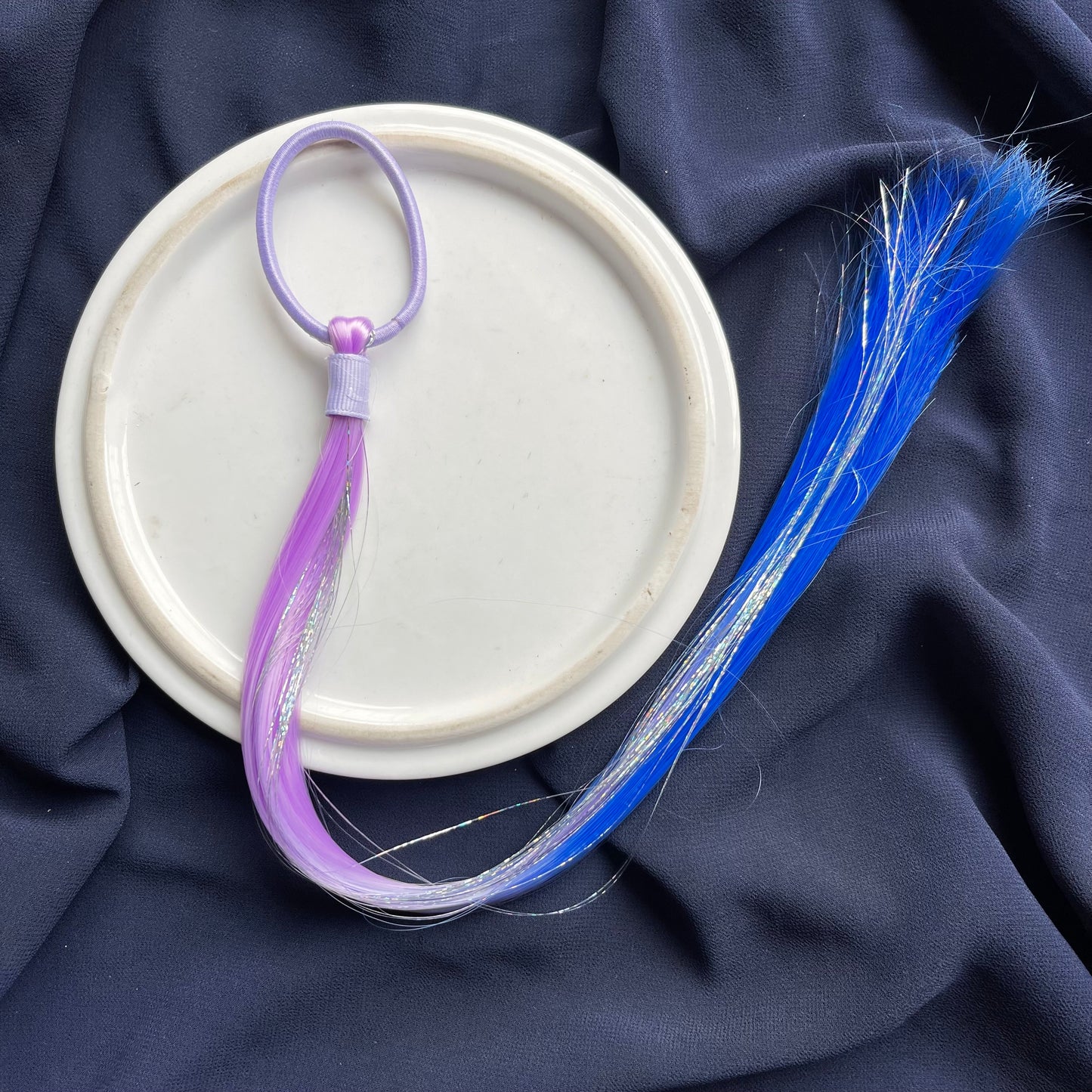 Tricolour hairtie extension