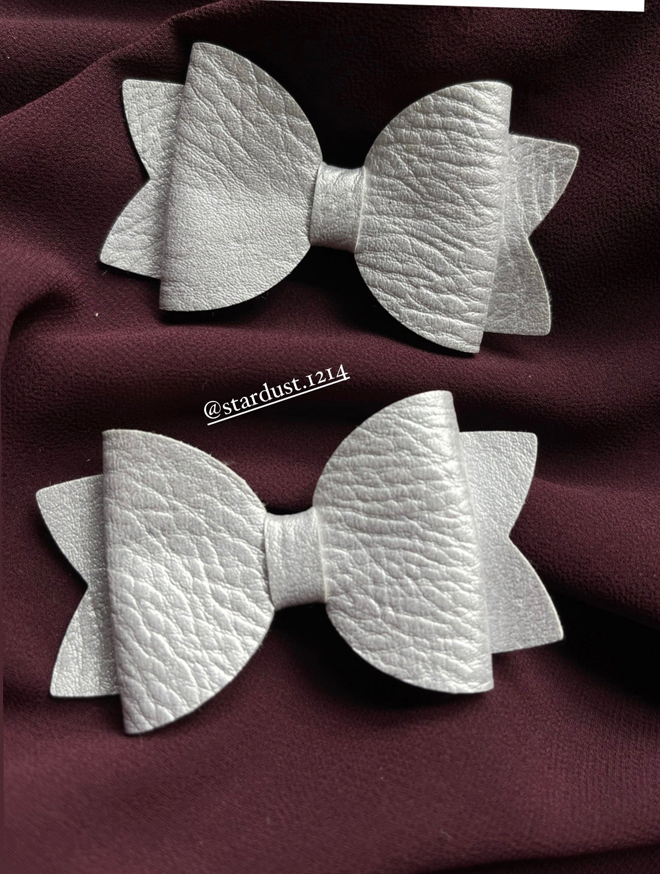 SHEIN Faux Learherite Silver Bow Pairs