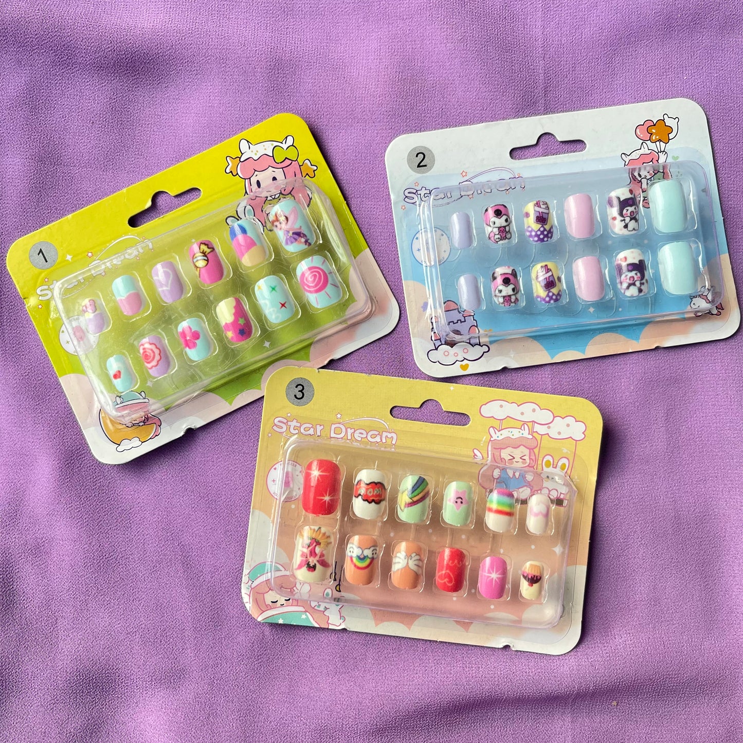 Pack of 12 nails( with 12 adhesive tabs)🔥