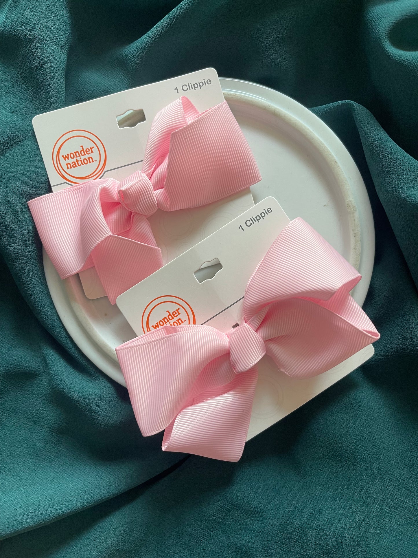 4 inch Solid Bow Pairs