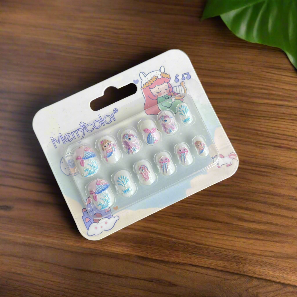 Kids Preglued Stickon Nails🔥