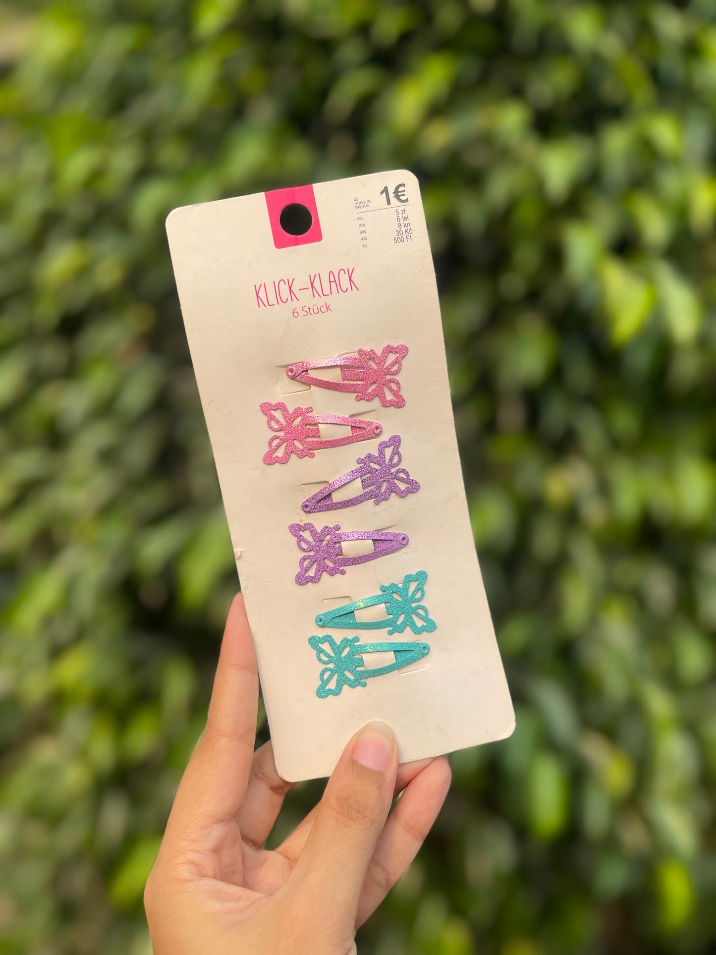 Klick klack pack of 6 butterfly shaped snapclips