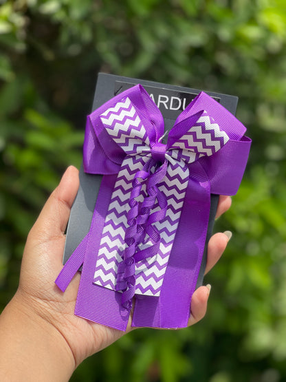 Hanging pattern bows