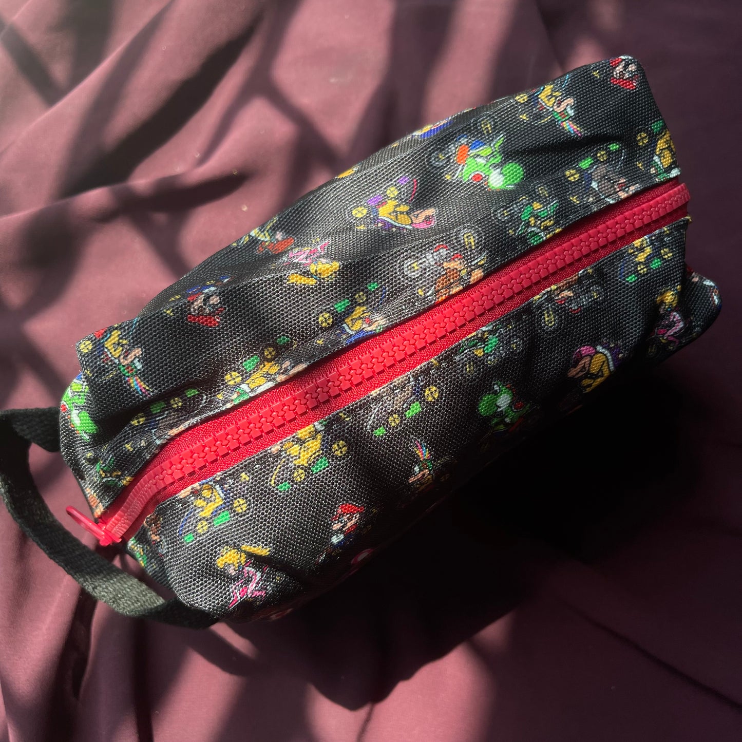 Super Mario pouch (7x5x3 inches)