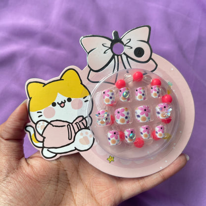 Kids nails with adhesive tabs and bracelet🔥