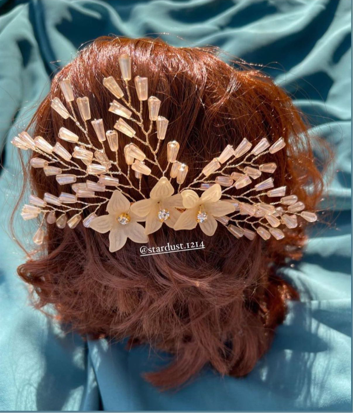 Frosted Flower Crystal Comb Clip