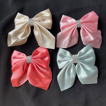 Silk bows