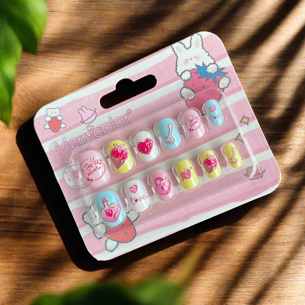 Kids Preglued Stickon Nails🔥
