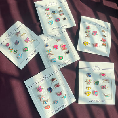 Metallic adjustable random kiddy character rings 10pc pack 🔥