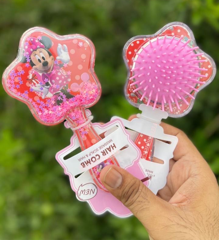 Minnie Mouse Confetti Filled Hairbrush