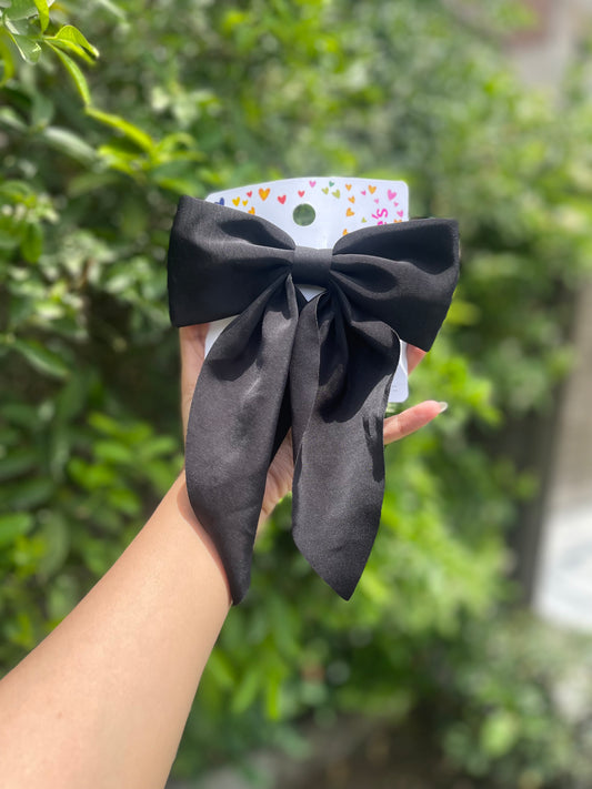 Black silk hanging bow