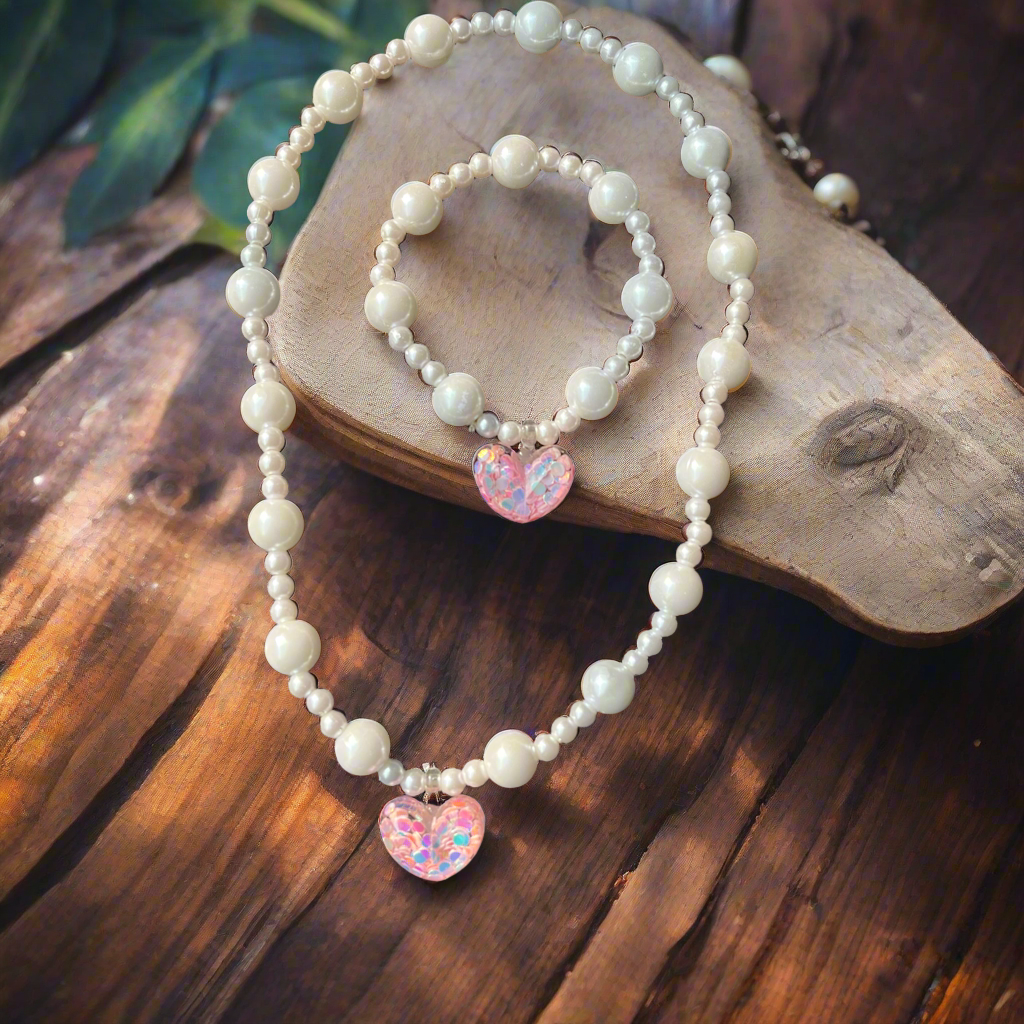 White Beaded heart Charm Necklace & Bracelet Set🔥