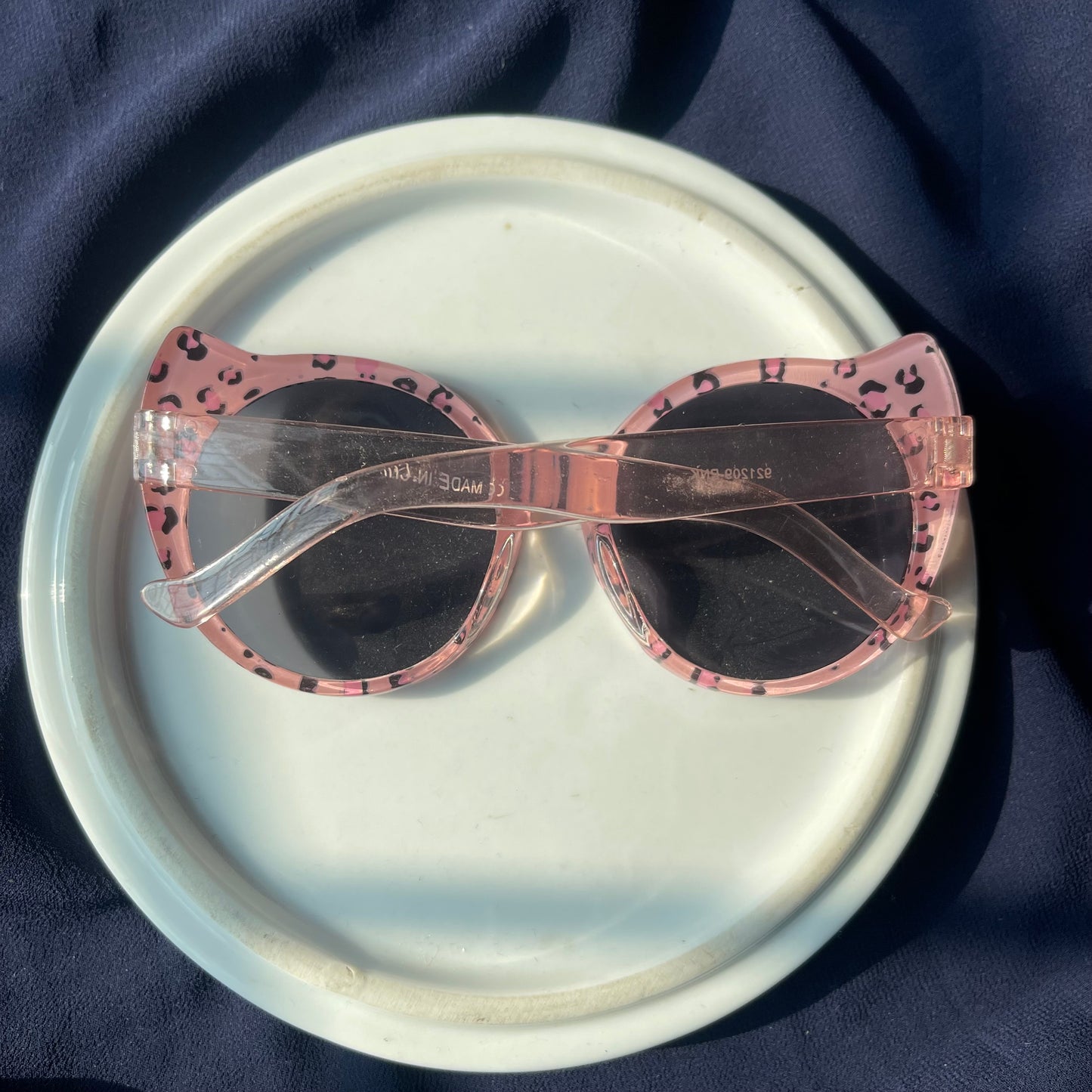 Pink leopard print sunnies