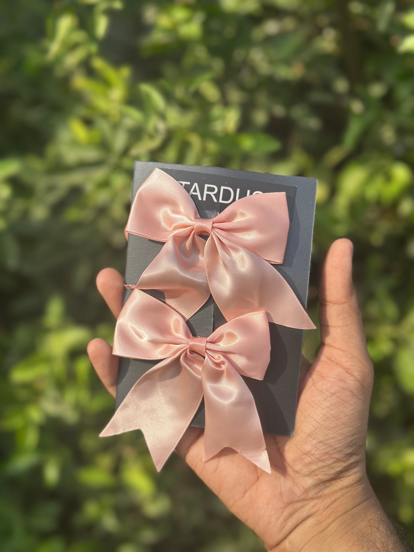 Silk formal bow pairs