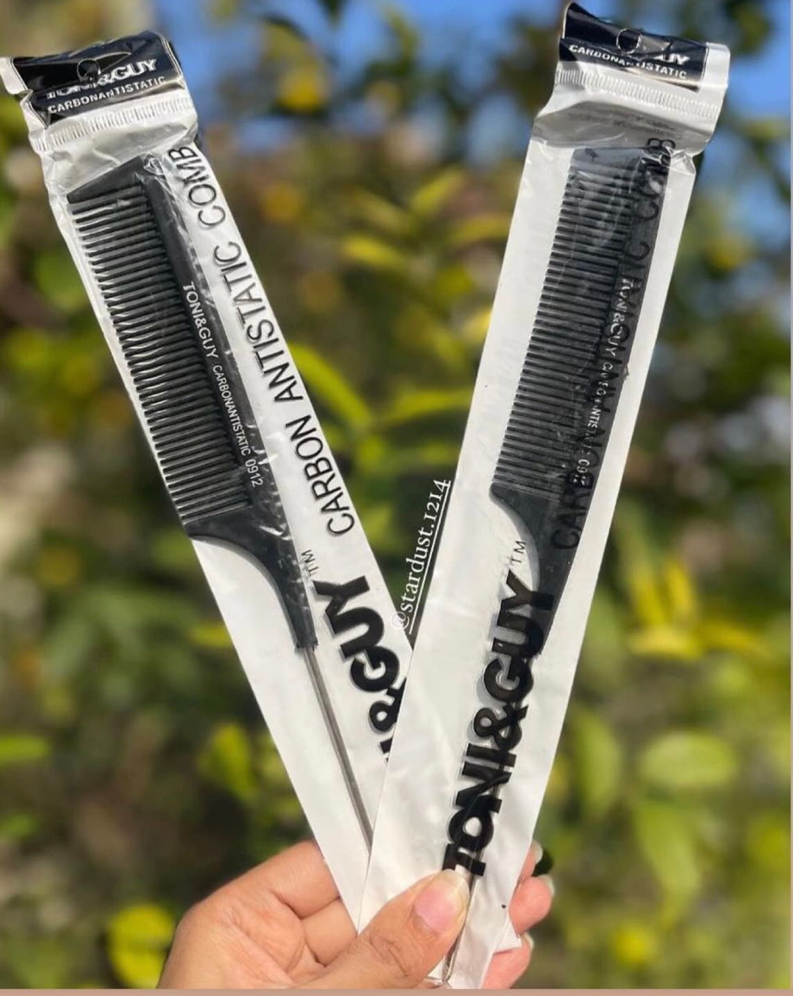 Anti-static Carbon Tailcomb